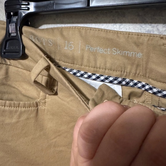 Talbots Size 16 Perfect Skimmer Khaki Pants Tan Straight Leg Cropped Flat Front - Picture 3 of 5